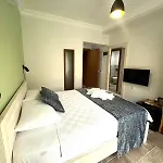 Nest Gunay Hotel *