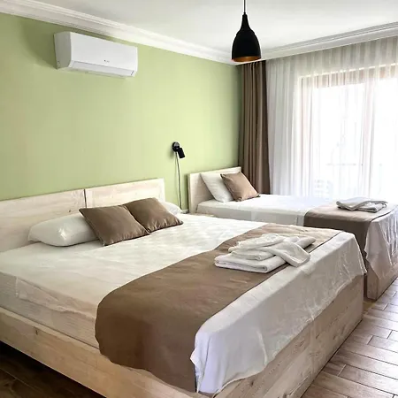 Nest Gunay Каш